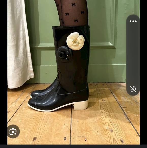 Guaranteed Authentic Chanel Rainboots (blue) - Picture 9 of 9